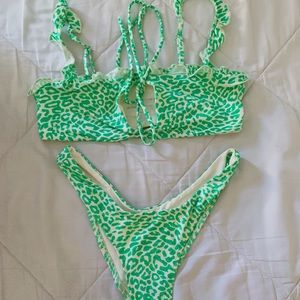 FRANKIES BIKINIS SET